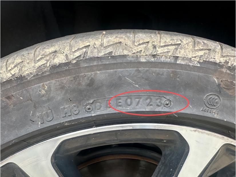 预防高速爆胎主要有哪些措施_怎样防止高速行驶的汽车爆胎_