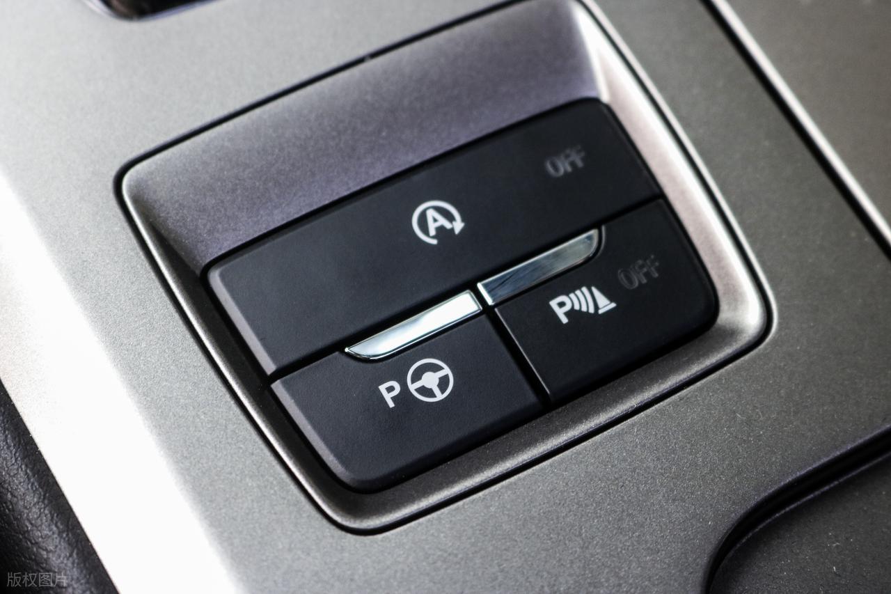 为何有些人一上车就关掉自动启停？修理店老板：2年后你就知道了_为何有些人一上车就关掉自动启停？修理店老板：2年后你就知道了_