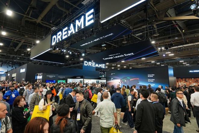 人型扫地机器人_人类泛滥新工具扫地机器人_