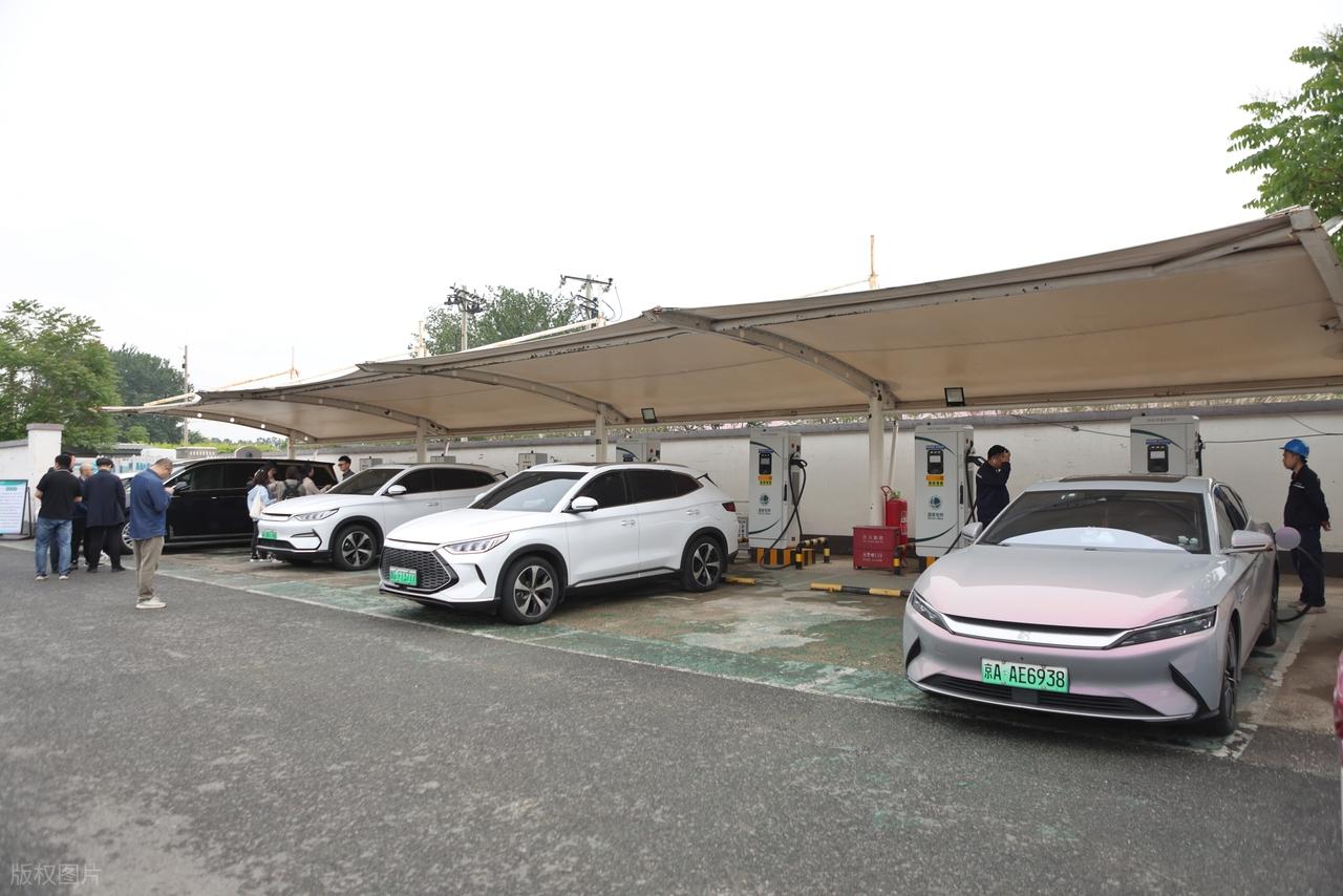 电车高速费跟油车一样吗_电车高速费电还是低速_