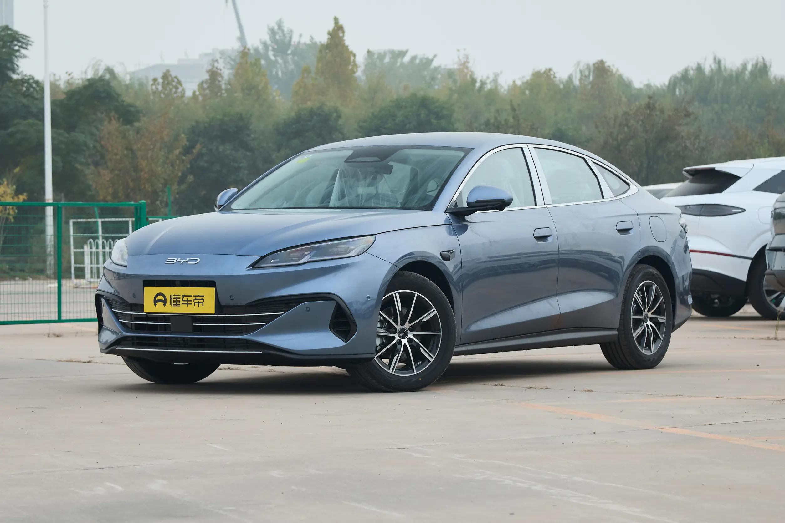 比亚迪海豹值得等吗_比亚迪元海豚_