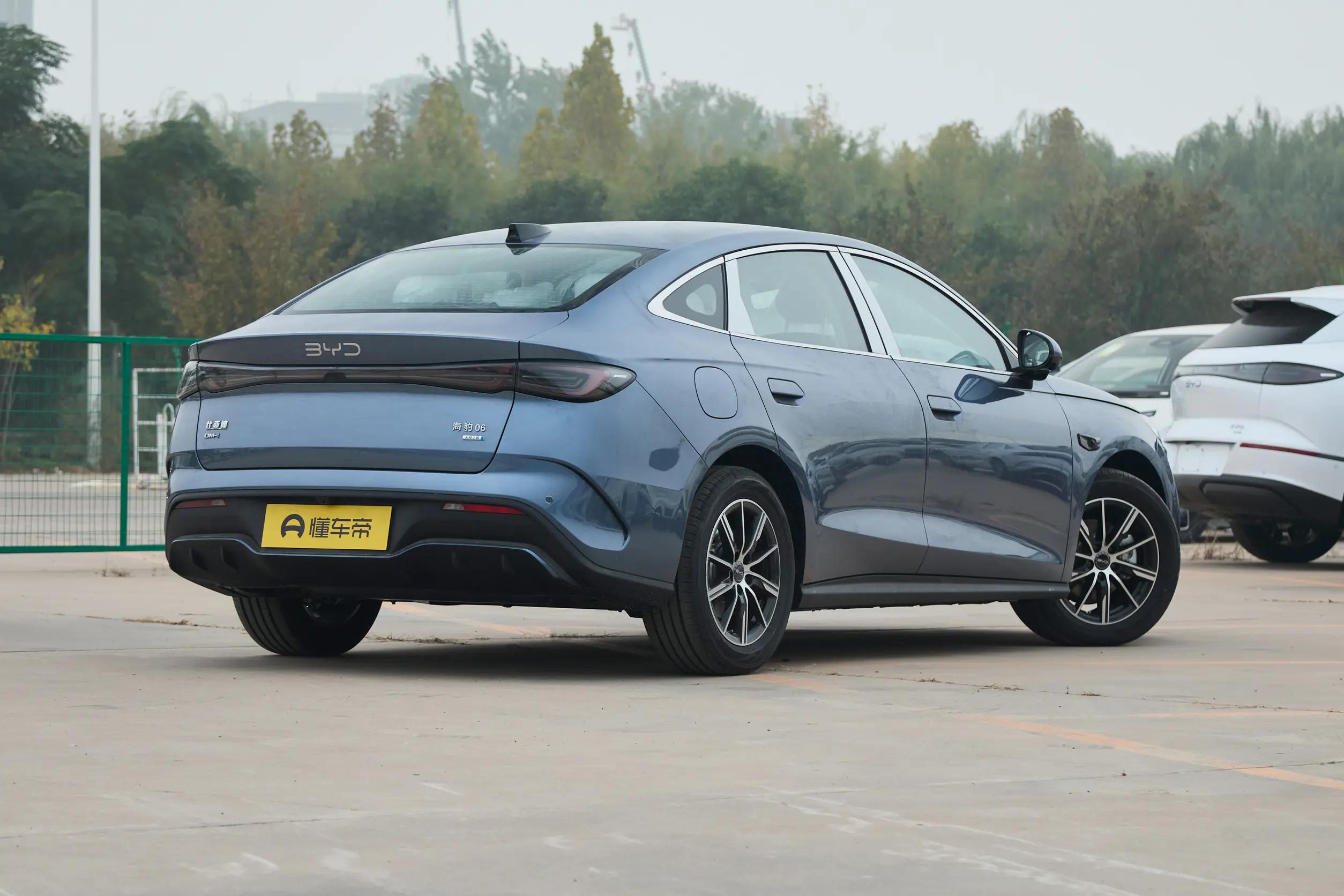 比亚迪元海豚__比亚迪海豹值得等吗