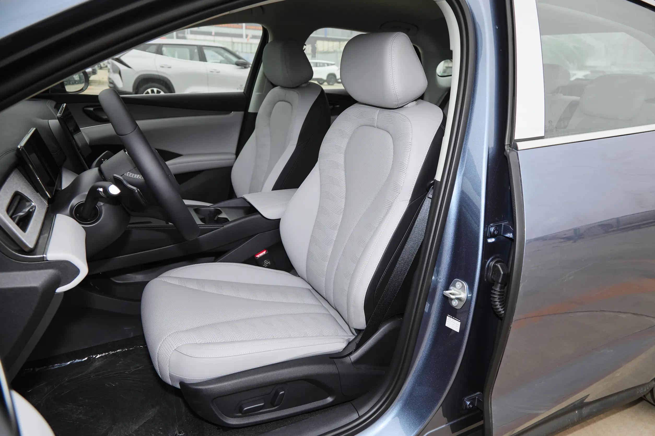 比亚迪元海豚_比亚迪海豹值得等吗_