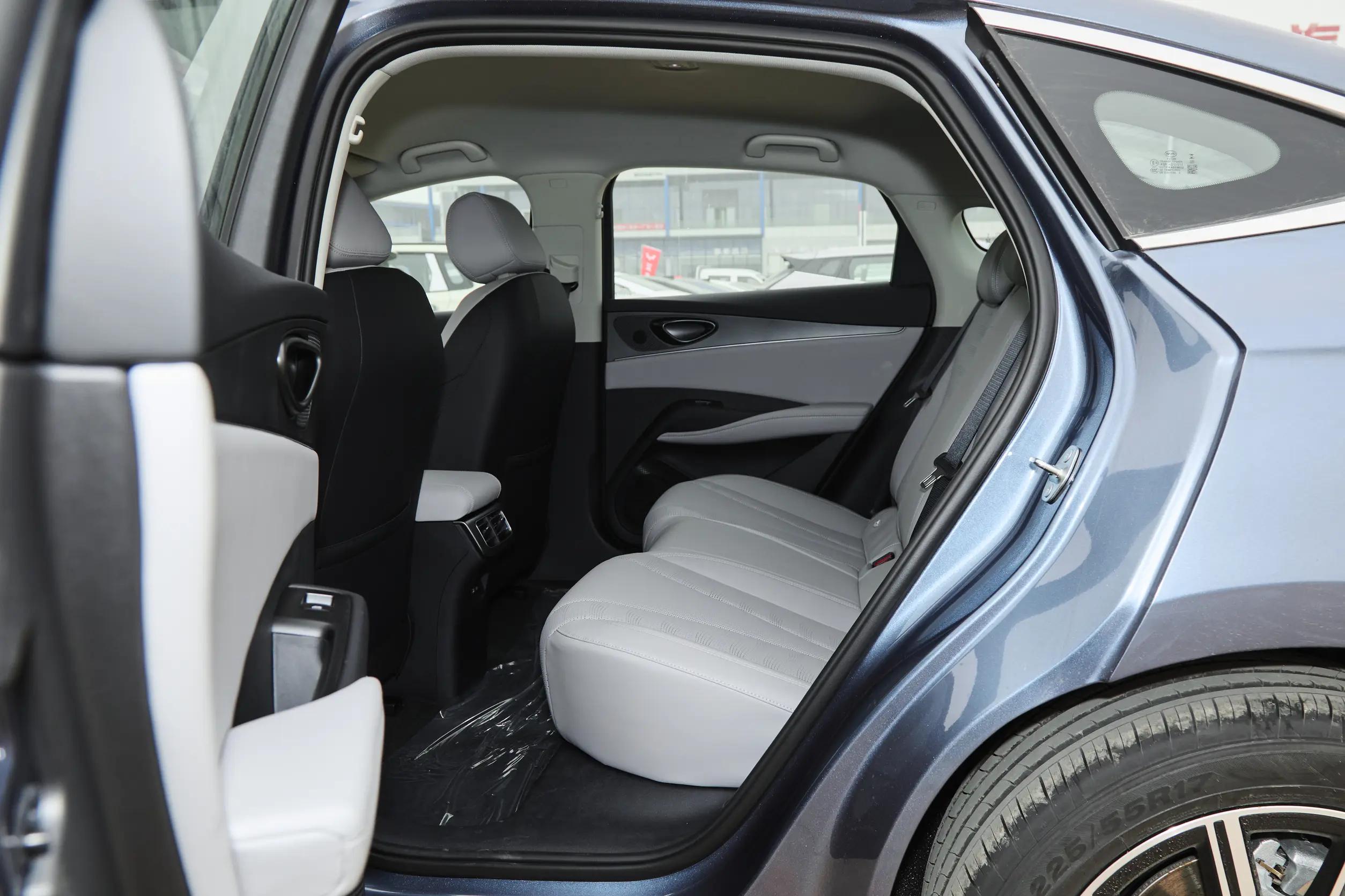 比亚迪元海豚_比亚迪海豹值得等吗_