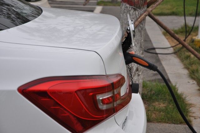 固态电池项目__全固态电池量产