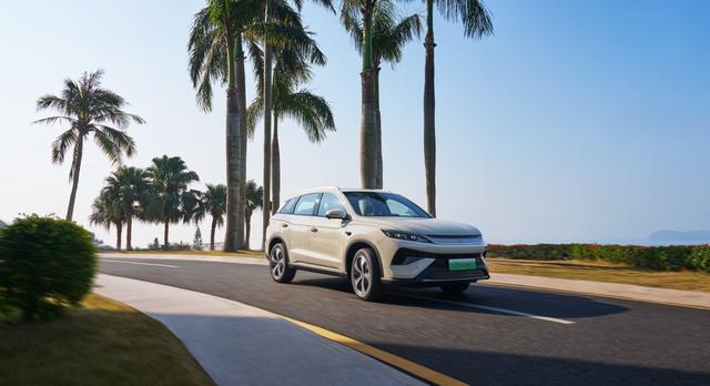 插混当纯电开 26款宋Pro DM-i纯电续航220km 限时价9.98-12.78万-有驾