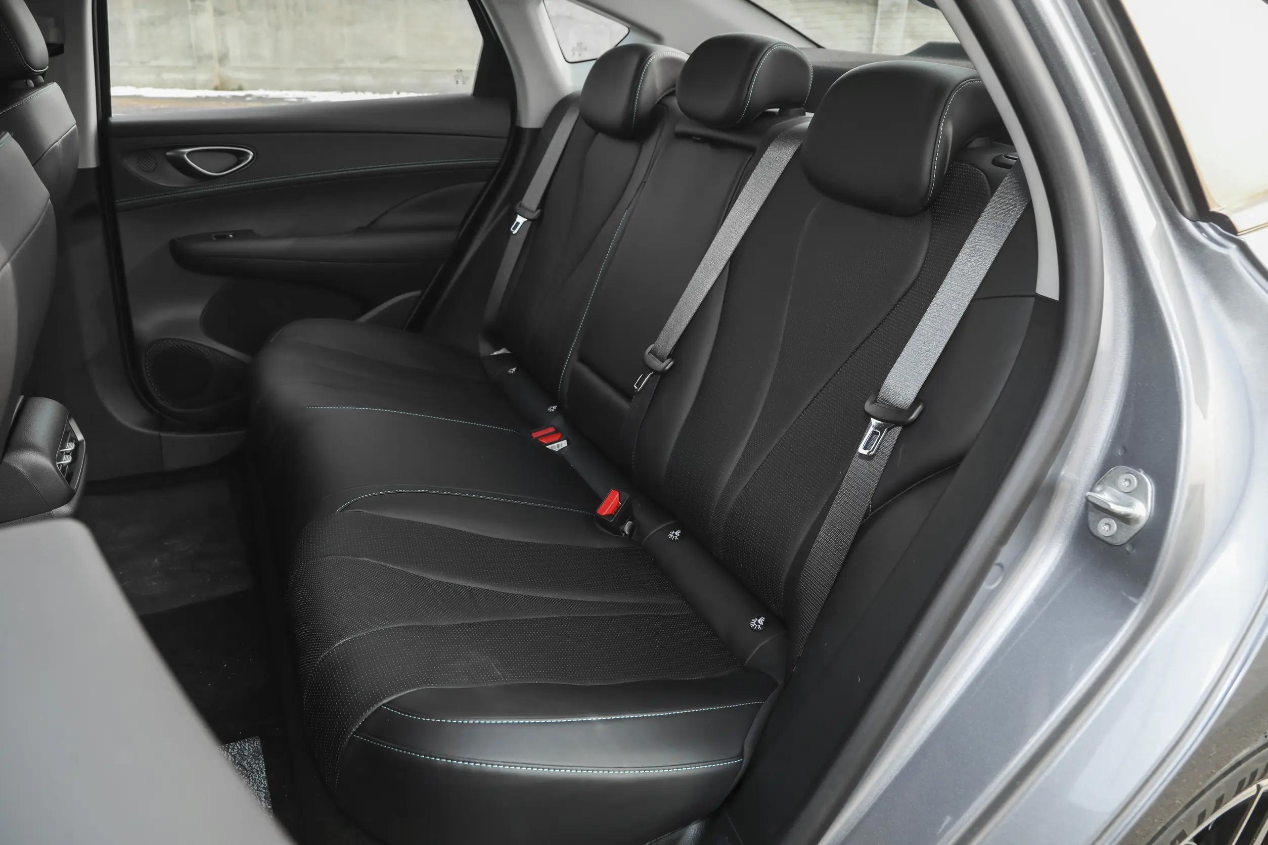 _新车｜售8.98万元起/配置升级，比亚迪海豹05DM-i长续航车型上市_新车｜售8.98万元起/配置升级，比亚迪海豹05DM-i长续航车型上市