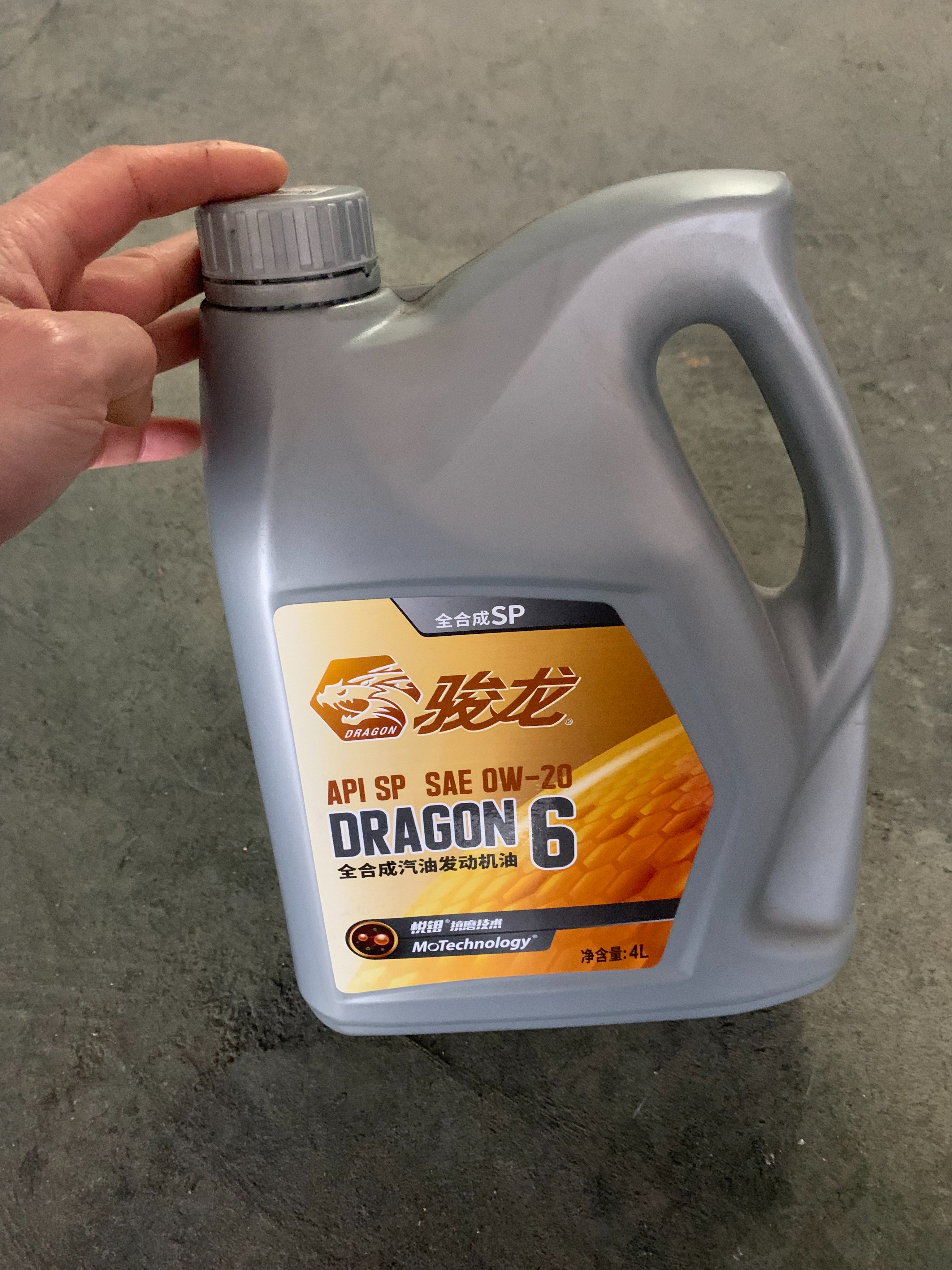 自动挡的车怎么开更省油？记住这5个用车技巧，油耗低对车好