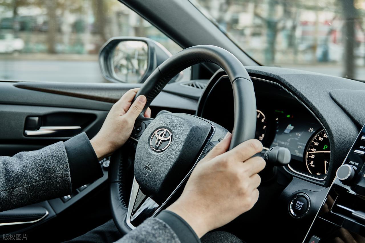 _汽车挡数的作用_挡位与油耗的关系