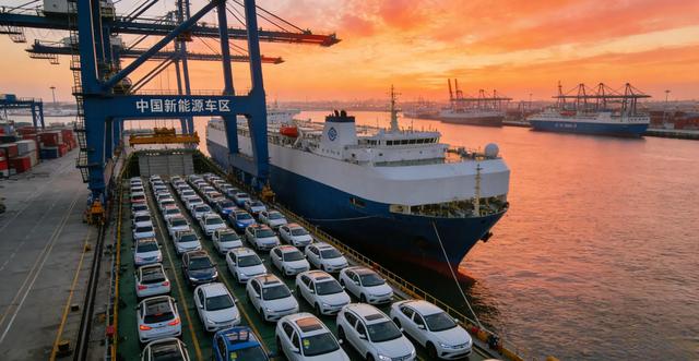 14年反转!马斯克笑中国车企活不下去,20255大数据让他哑口无言-有驾