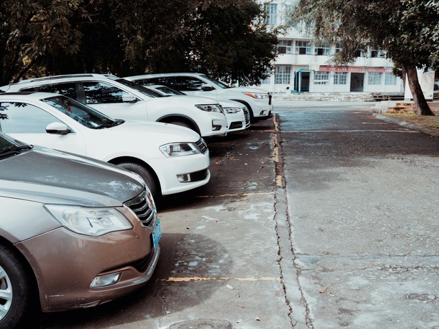 特斯拉y耗电_特斯拉电池损耗严重怎么办_