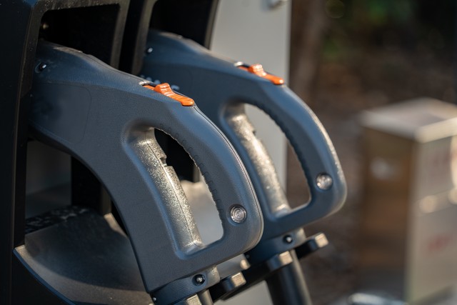 _车备用油能跑多少公里_汽车备用油可以走多少公里