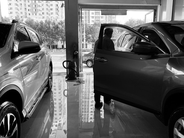 车备用油能跑多少公里__汽车备用油可以走多少公里