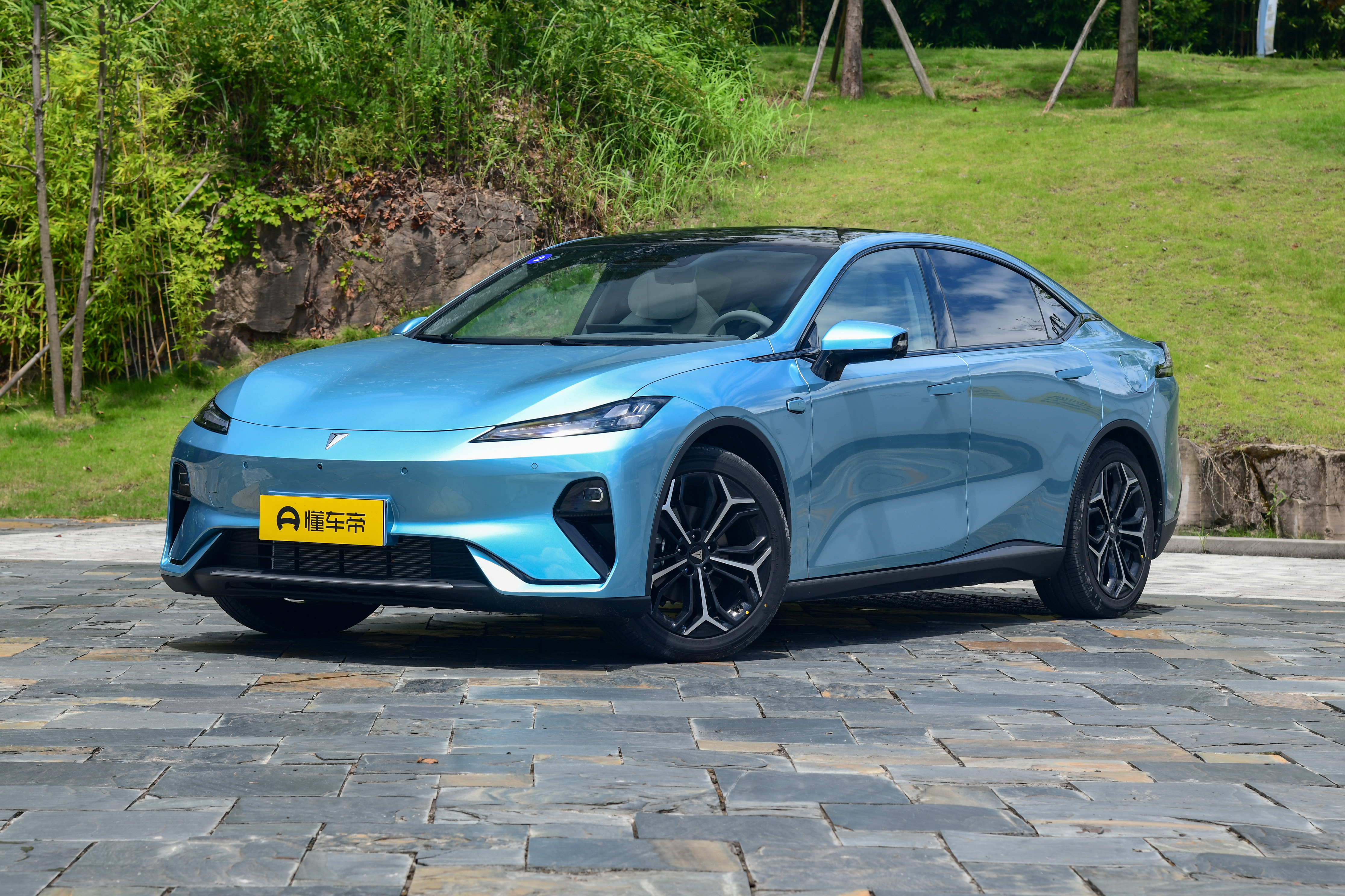 中华新款v3实车__动力鸡车骗局曝光