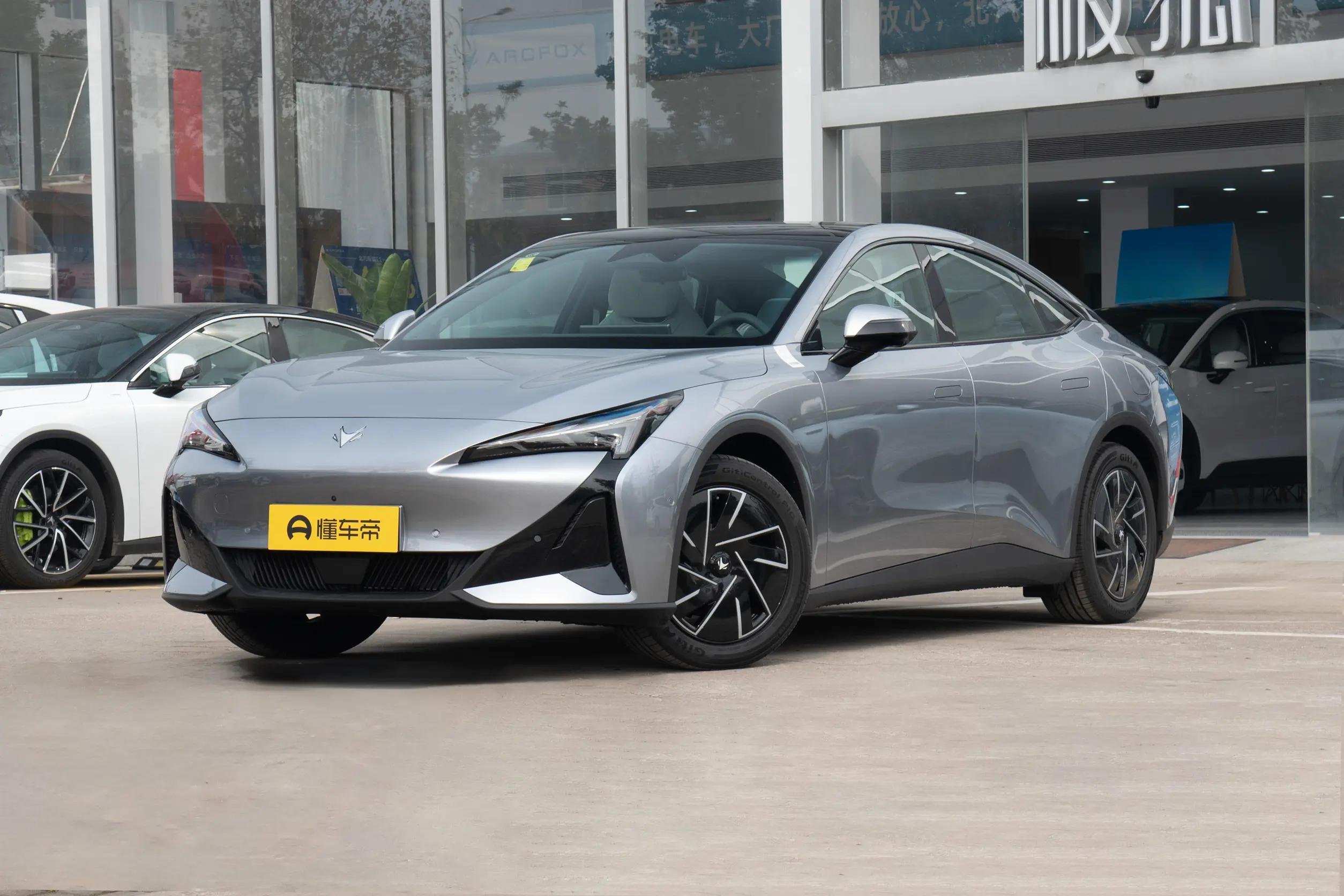 动力鸡车骗局曝光_中华新款v3实车_