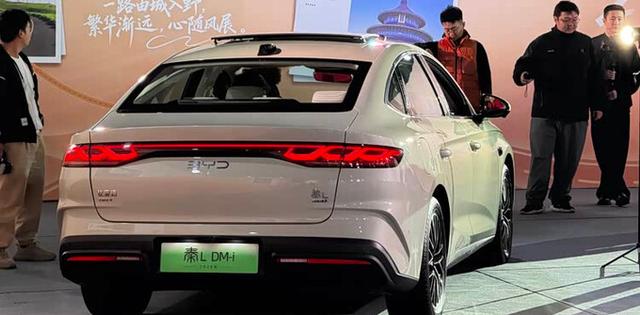 2026款秦210KM长续航版上市!8.98万起售值不值?-有驾