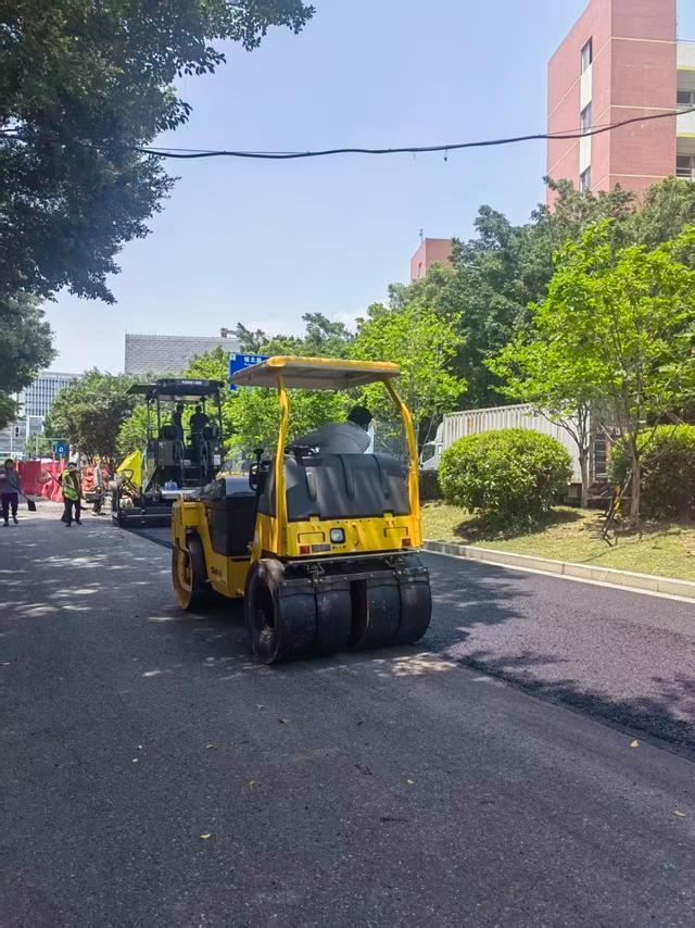 前杠后胶出租专业施工团队-有驾