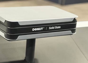 独家|“全球首款”可量产全固态电池公司三缄其口，核心细节全部保密