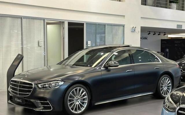 我没看错吧？S级居然上2.0T插混，曾经的V8低吼变成静悄悄的节能先锋，昔日的权力象征竟变得如此拧巴-有驾