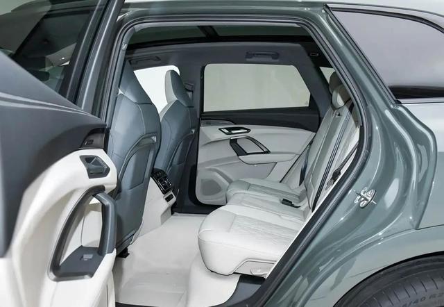 价格猛降！华为乾崑ADS加持，豪华中型SUV销冠这波操作你服不服-有驾