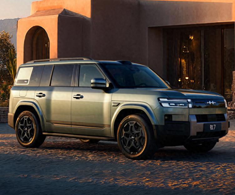 凭实力打脸？2025年销量让人出乎意料的7款新车