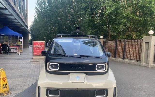 提到黑科技，人们总想到高端品牌，但五菱用天灵神技术体系打破认知，普及高端技术让普通人触手可及，打造既实用又亲民的智能汽车新标杆-有驾