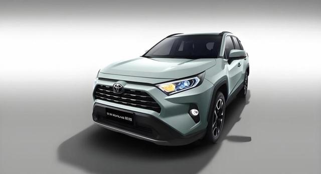 这就是赤裸裸的现实！8月一汽丰田在中国卖了70125辆，9月销量微降但依旧强劲，连续几个月保持稳健增长，荣耀依然不减