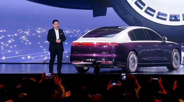 78S迈巴赫销量总和,打不赢华为和江淮联手打造的尊界S800-有驾