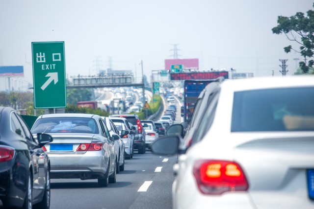 _修车师傅把车弄坏了谁赔_车毁师傅停启说出维修理由