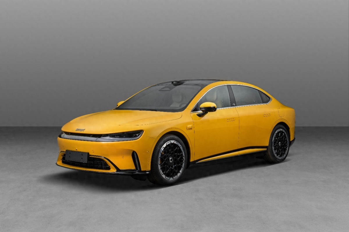 smart精灵6号亮相工信部，定位豪华掀背轿车，综合续航超1800公里