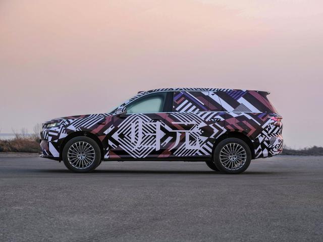 魏牌新旗舰SUV路试曝光，智能化时代的大型豪华车猜想-有驾