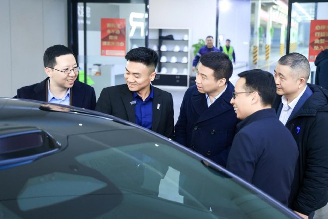 新款阿维塔12实车首次曝光 华为靳玉志评价脱胎换骨