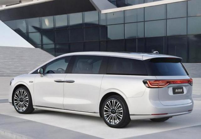 智界V9销量有望爆发，赵长江晒合照自称三年内无对手，彰显强大科技实力和市场潜力-有驾