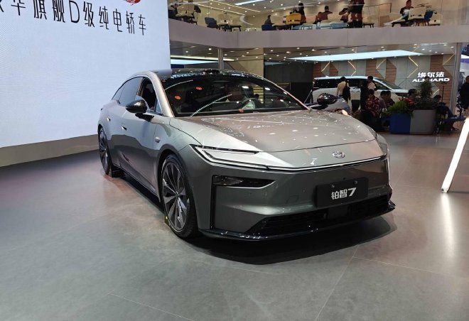 纯电旗舰轿车 广汽丰田铂智7定档3月上市