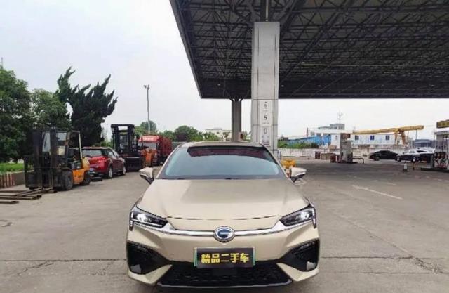 埃安N60和i60哪个更像SUV，i60曾被称为Y的换壳现在N60又被质疑，Y的壳究竟还能用多少次设计师身份成卖点引关注-有驾