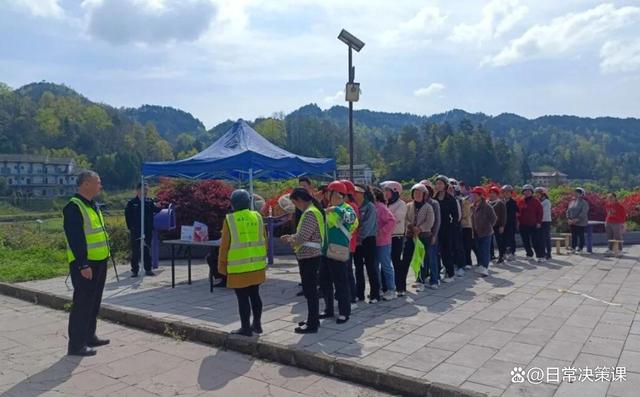 农村和中老年人注意了！考驾照迎来4大利好，变化不小-有驾