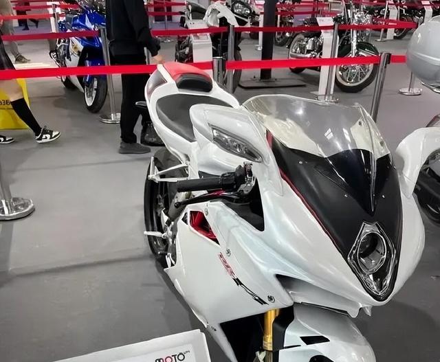 盼了多少年，摩托新政落地，13年报废松绑，爱车能多骑好几年-有驾