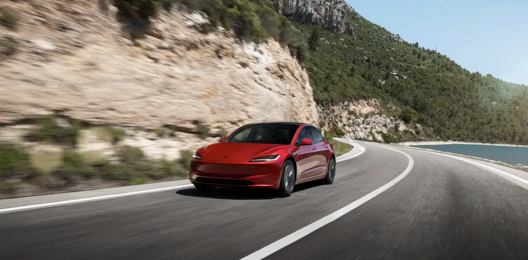 特斯拉净利润下滑46%，马斯克“去汽车化”__特斯拉马斯克占股