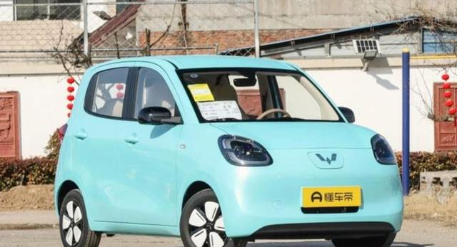 别信开电车省钱，那都是骗人的，我去年换智己LS9算账每公里电费七分钱，不止省钱更是面子和身份的体现-有驾