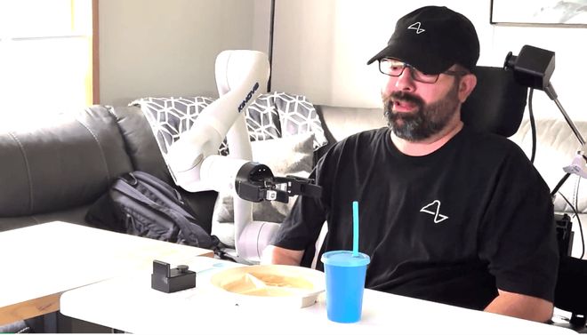 _马斯克脑机接口，靠意念玩游戏只是基操，下一代设备性能翻三倍_马斯克脑机接口，靠意念玩游戏只是基操，下一代设备性能翻三倍