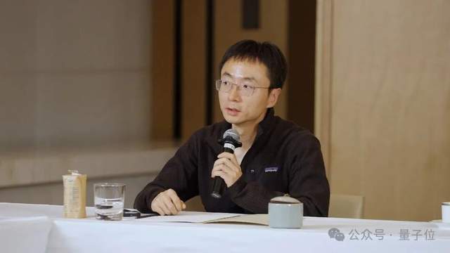 _春晚抢台词事件_央视春晚抢c位给你的思考