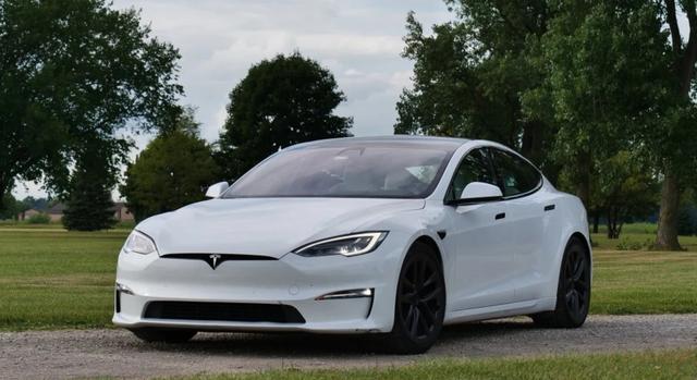 特斯拉停产ModelSX，十年旗舰落幕，卖不动只是表象