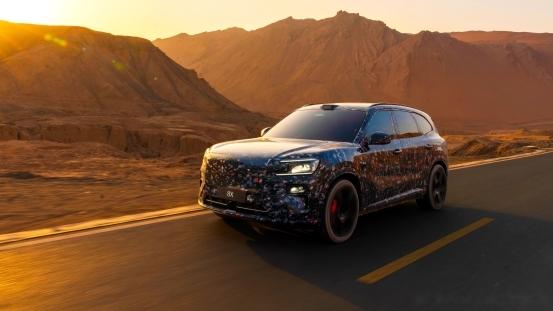 品味与实力并存：适合都市精英的四款高端SUV-有驾