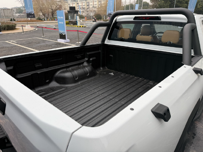 奇瑞威麟R08 EV正式上市 售价区间为12.78-15.88万元