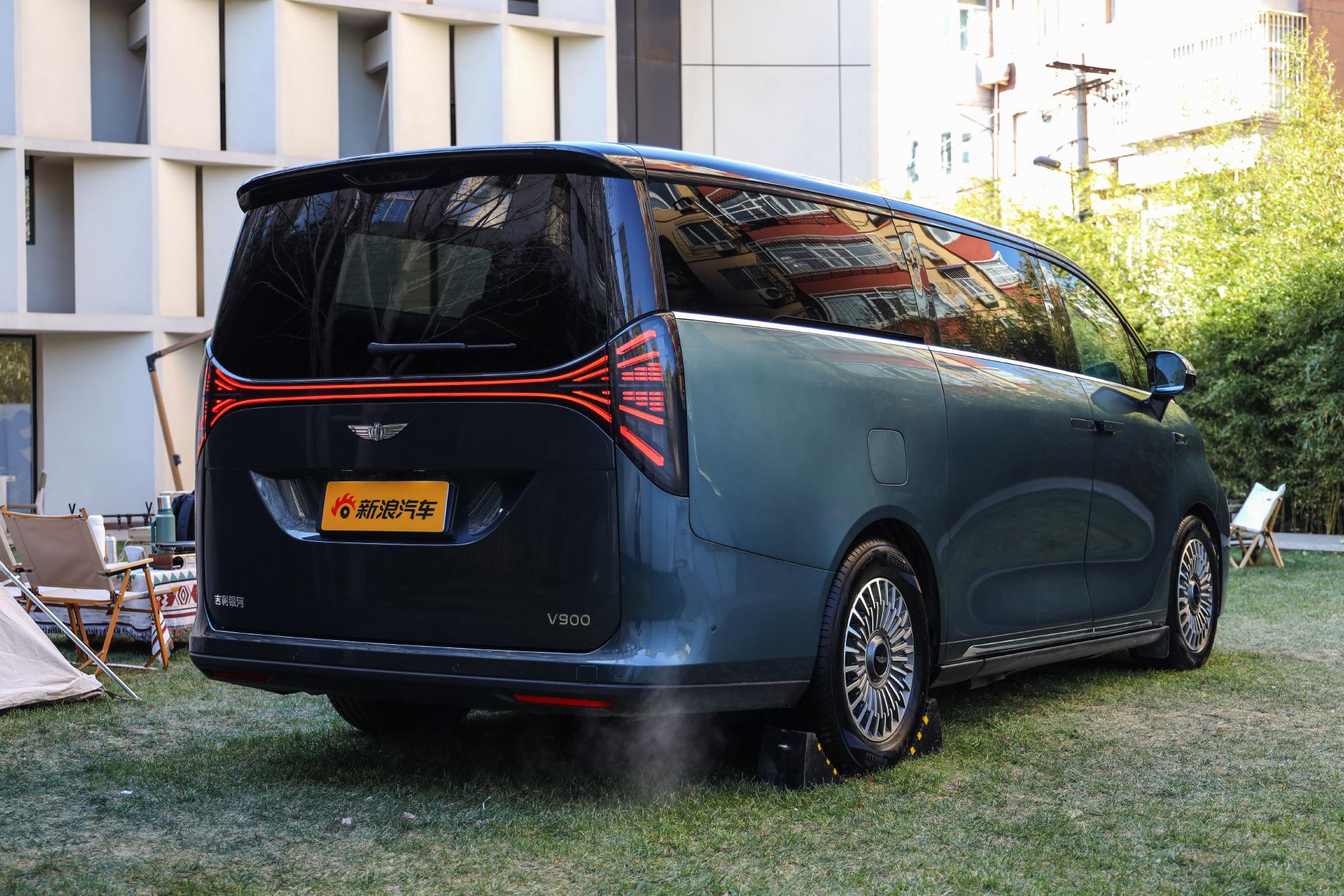 吉利银河V900正式上市 限时售价26.98万起