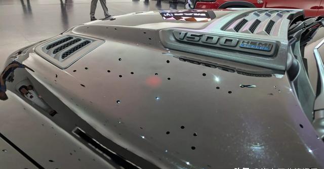 V8回归打脸环保主义？道奇公羊的10万台发动机藏着什么算盘