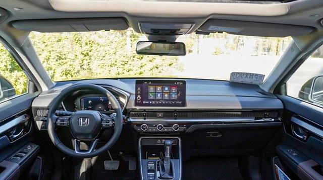 CRV用车群众的眼睛是雪亮的，我身边开CRV的朋友销量口碑都很好，这车空间宽敞动力足油耗低质量可靠