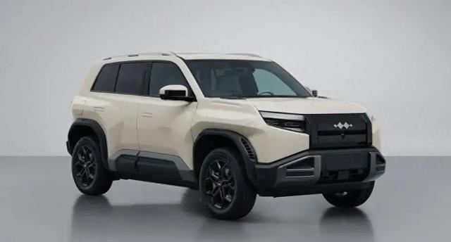 1万激光雷达上车！方程豹钛3冲进13万级，硬派造型藏着375kW狂暴动力？