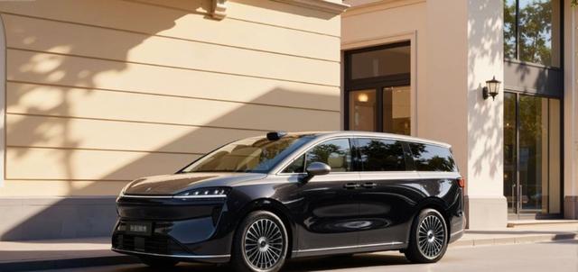 智界能不能翻身,就看这次V9表现如何,问界M5、M7卖得不佳后,靠M9和M8稳固品牌优势,才能维持市场竞争力-有驾