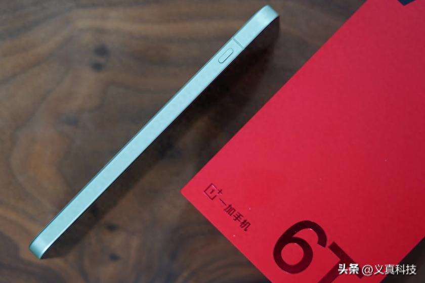 骁龙8 Gen5的首发机型是哪款？值不值得入手？